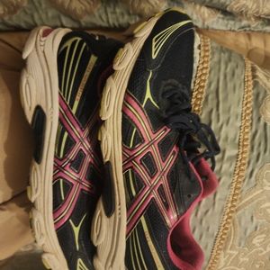 Women's Tennis shoes